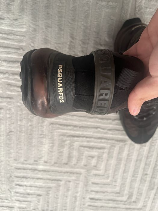 обувки dsquared2
