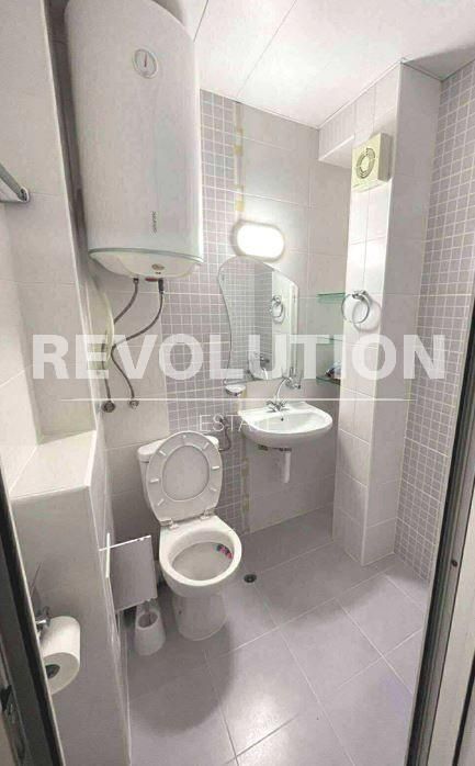 Двустаен апартамент в района на Левски!