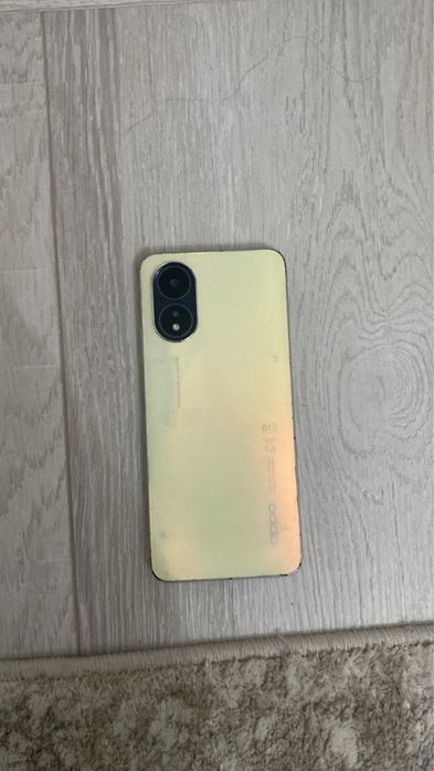 OPPO A 38 в хорошем состаяний