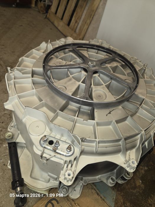 Электродвигатель и барабан