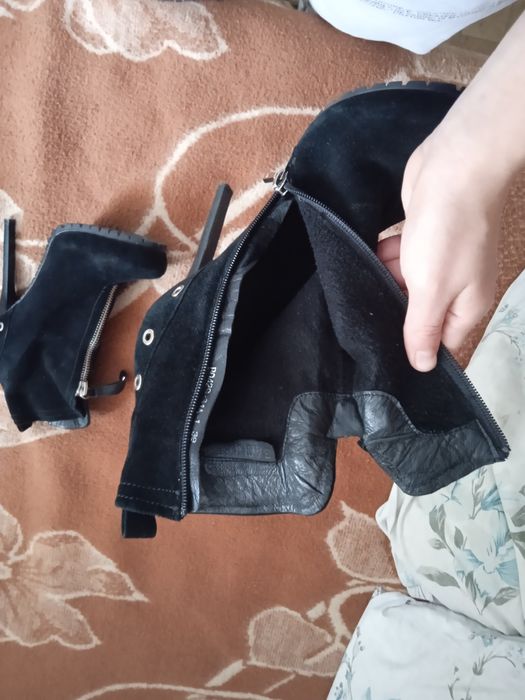 Обувь на каблуках