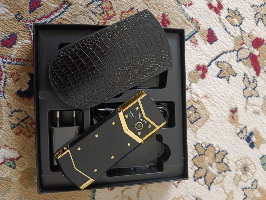 телефон верту новый