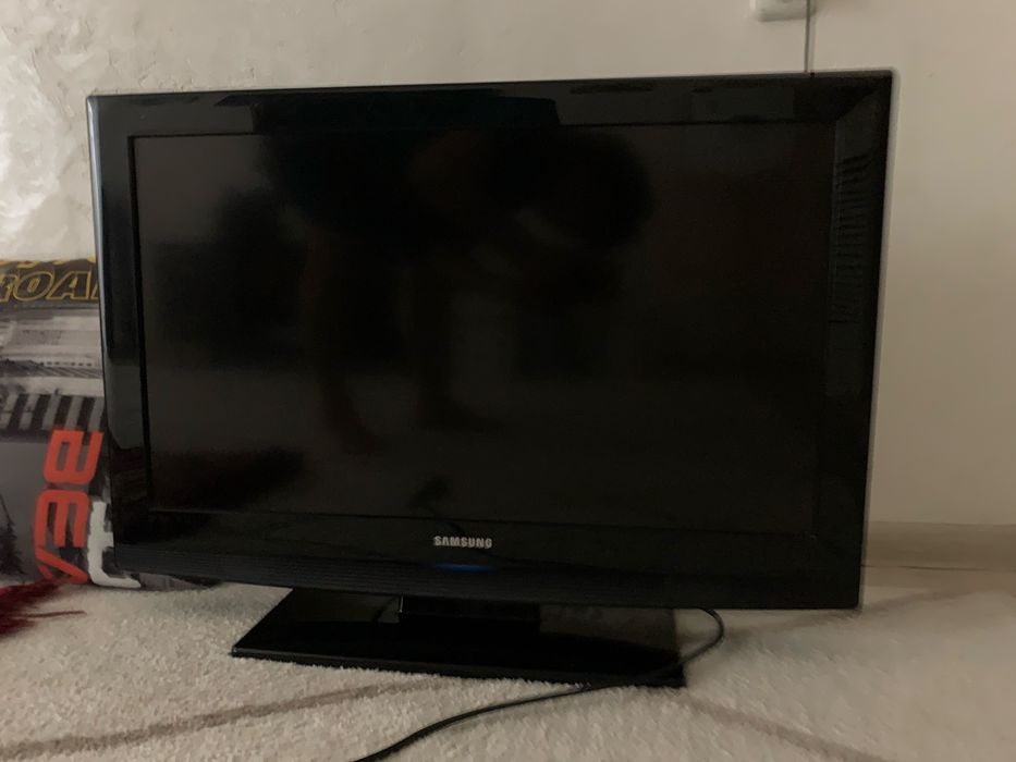 Продам телевизор