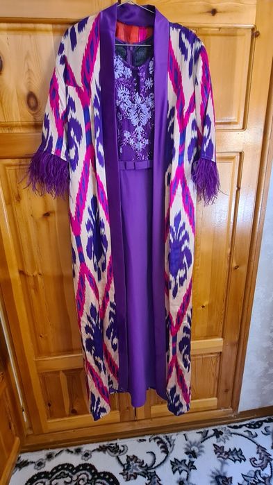 Продаётся срочно платье