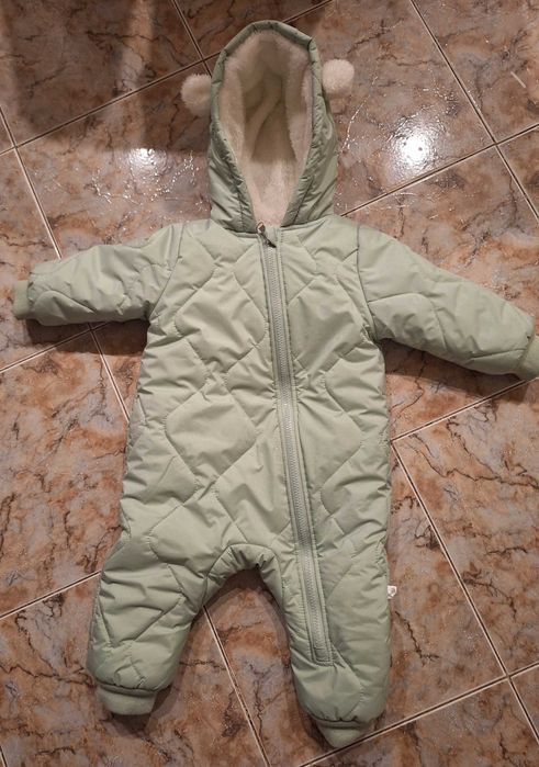 Зимен космонавт за бебе