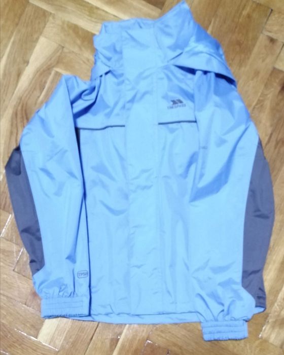 Детско яке Trespass TP50 непромокаемо 122-128см !!!НОВО НЕИЗПОЛЗВАНО!!