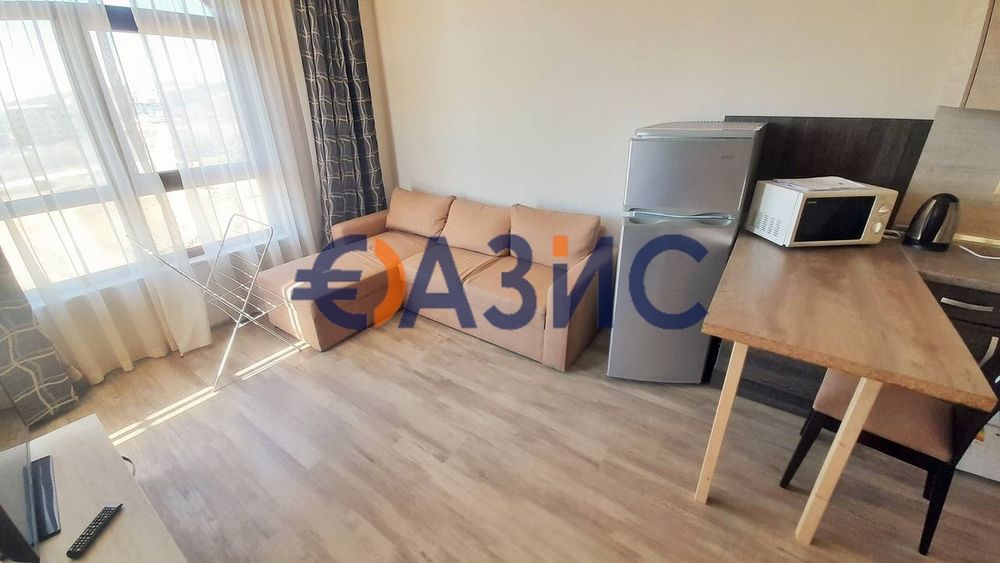Продава се Двустаен апартамент в Свети Влас - 68 кв.м за 1743 €/кв.м - Снимка #4