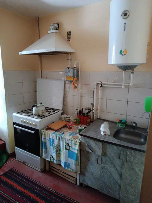 1 xonali uy sotiladi