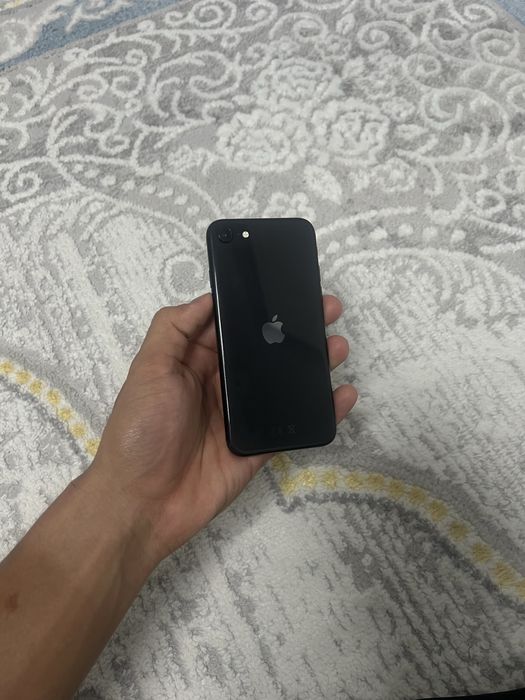 iPhone SE 2 64gb сатылады
