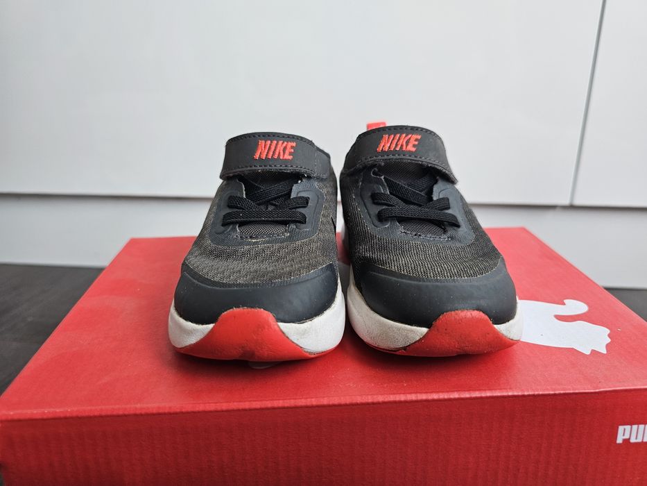 Маратонки Nike 25 номер