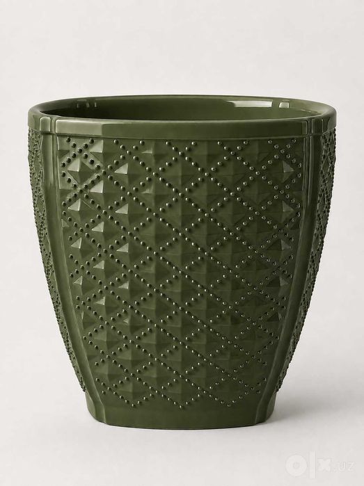 Plastik kashpo (gul tuvagi) ZUMRUD, 3D-faktura va vkladish (2-13 L)