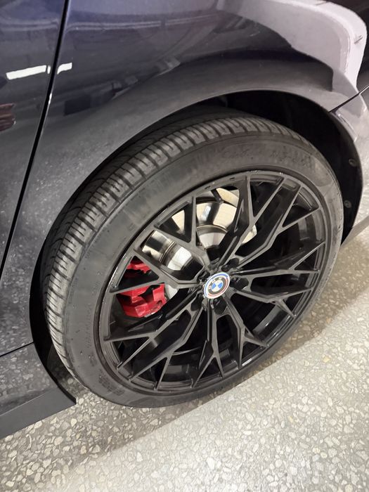 BWM I3 35L  EV 520km