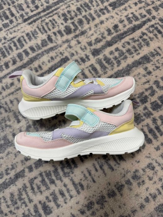 Adidasi H&M marimea 29