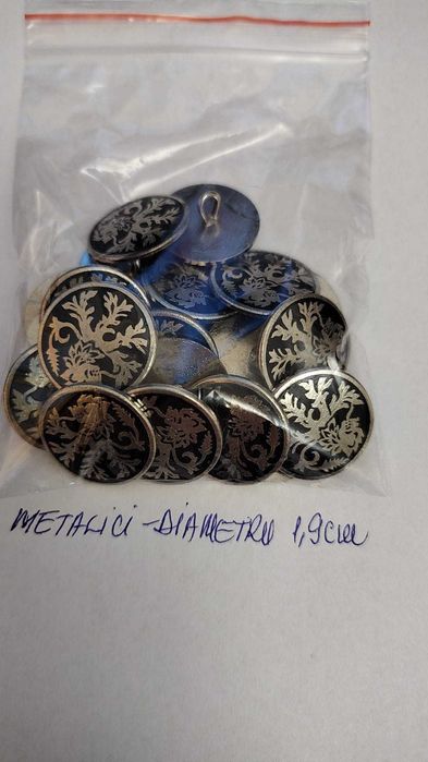 Vand nasturi metalici si sidef