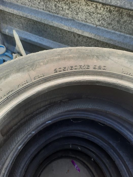 Продам шины для автомобиля