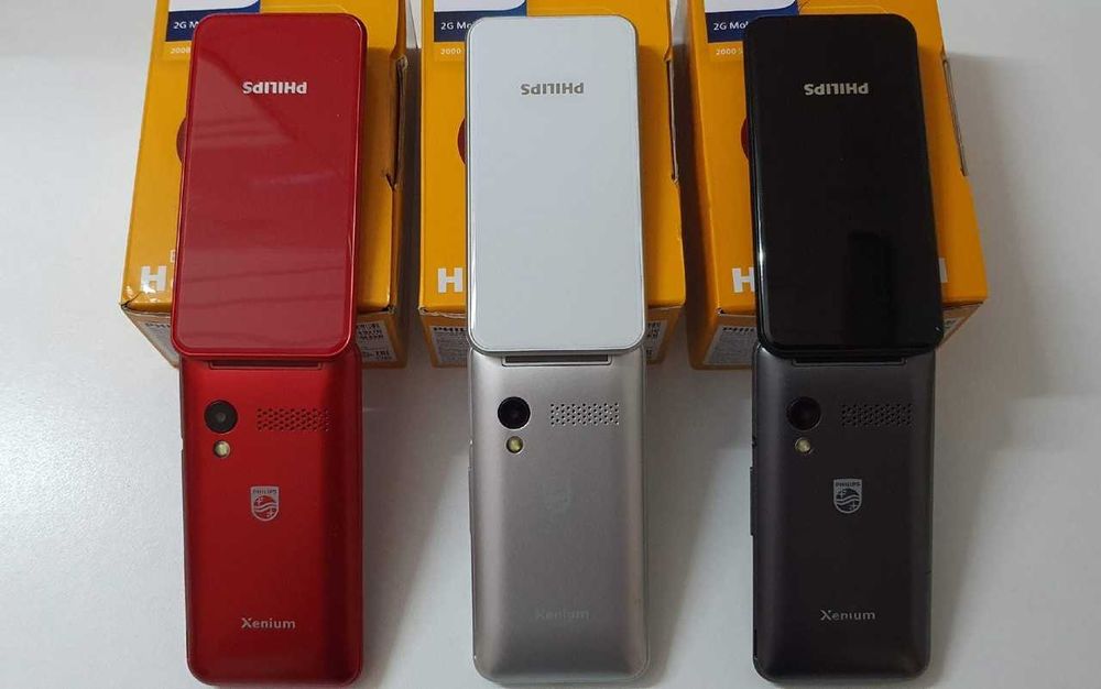 Сотовый телефон Philips Xenium E2601  Раскладушка