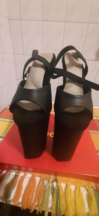 Стрипы Pleaser четверки