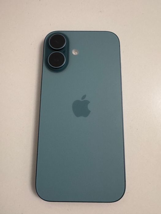 айфон 16  128 гб