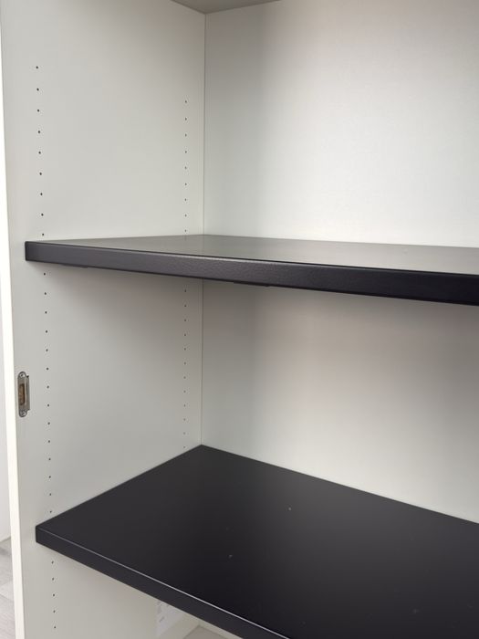 Офисен шкаф етажарка за документи с ролетна щора внос от германия