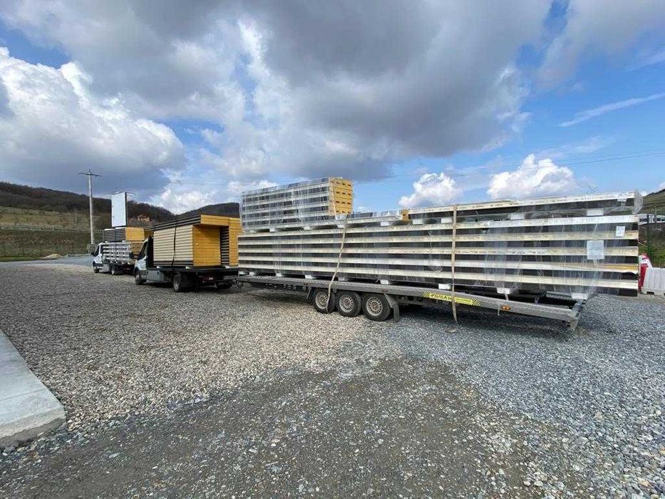 depozit panouri sandwich