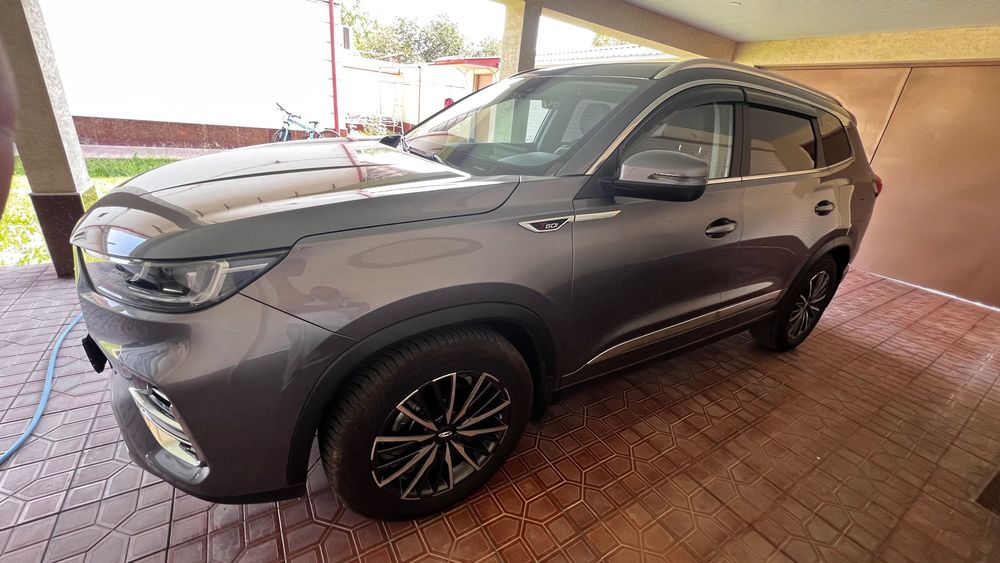 Chery tiggo 8 pro. Одни руки