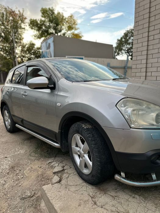 Срочно продам Nissan Qashqai