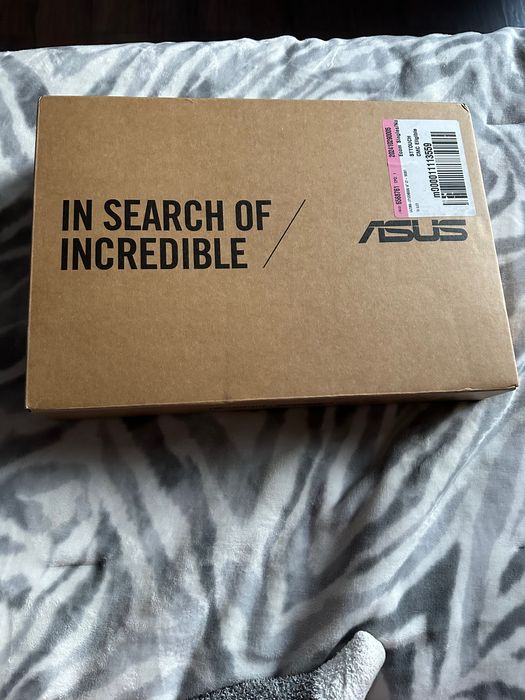 ASUS
 Zenbook 14 14” FHD+ OLED Touch Laptop, Intel Core Ultra 16GB