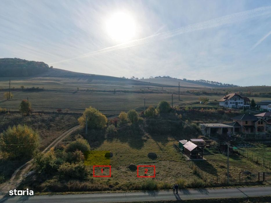 Parcela intravilan de vanzare cu utilitati in Ernei - 32.500 Euro