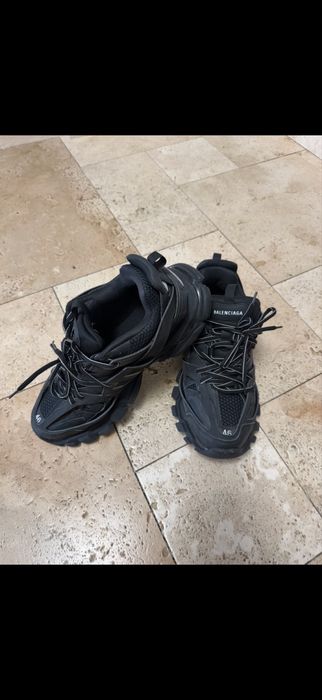 Balenciaga Tracks