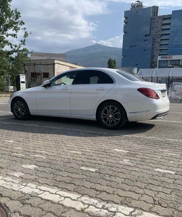 Mercedes-Benz C 220