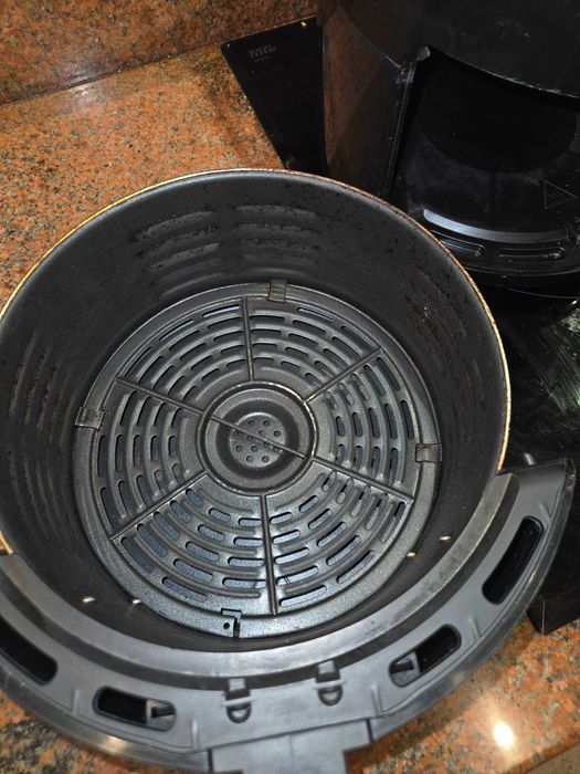 Еър Фрайър Tefal 1500w 6,5 kg