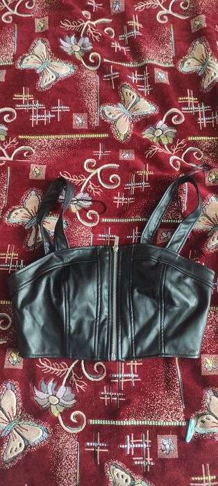 Кожаный топ befree