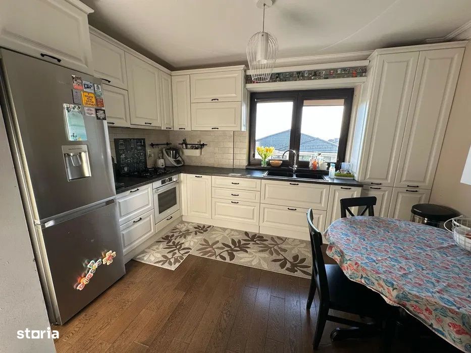 Apartament 3 camere | Europa | 2 parcari incluse