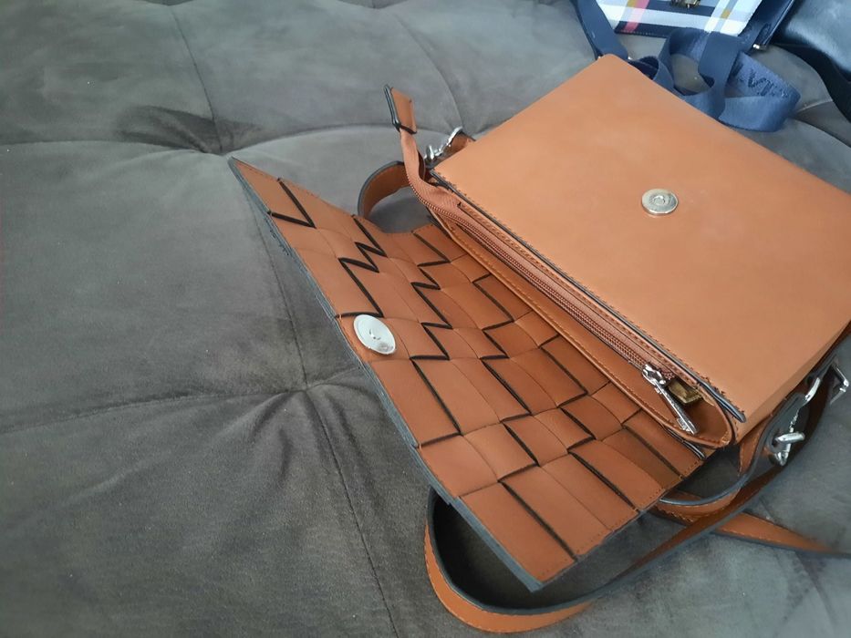 Малка дамска чанта