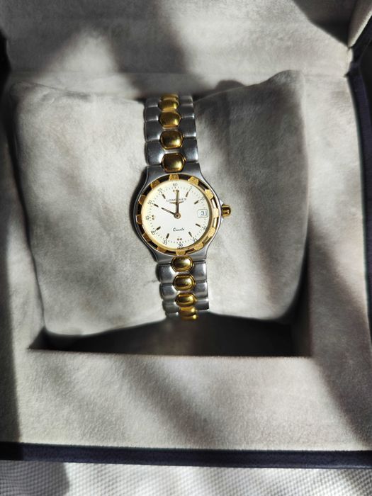 Часы женские Longines оригинальные.