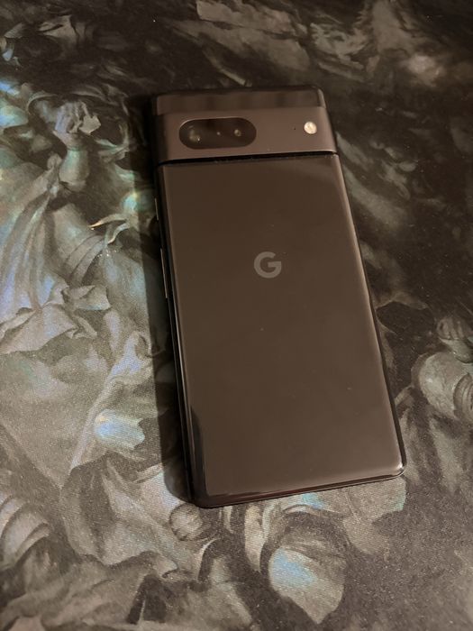 Google Pixel 7 на 256 гб.