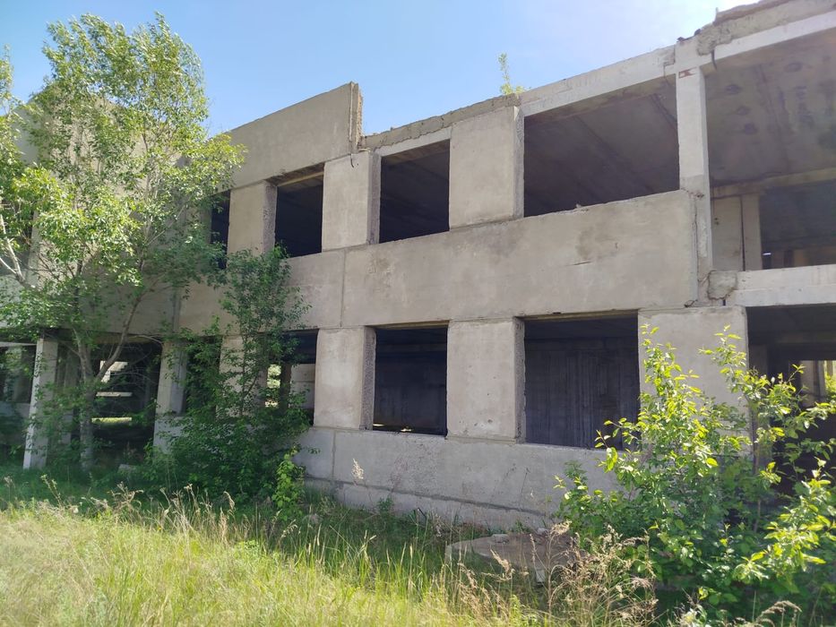 Здание на разбор