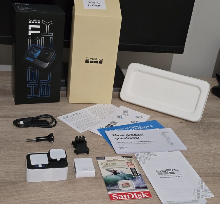 GoPro Hero 11 Black + SanDisk Extreme 64GB - Комплект