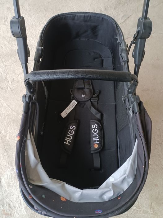 Детская коляска продается.