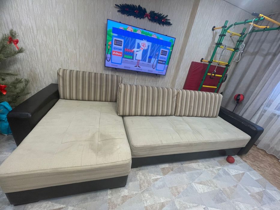 Диван с атаманкой