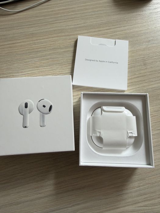 Casti Apple Airpods 4 noi
