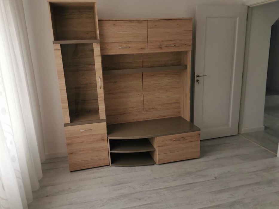Vând apartament