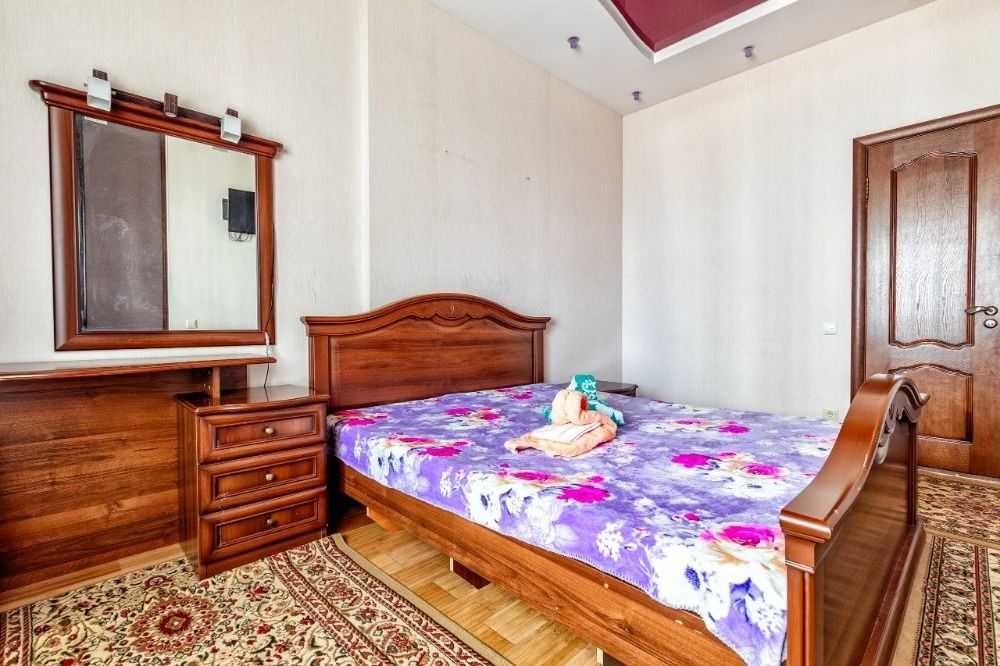 Сдам посуточно 3-комн квартиру