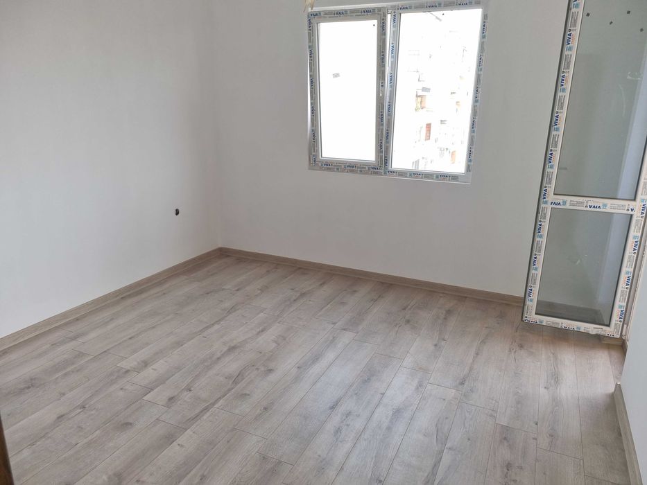 Продава се Многостаен апартамент в Стара Загора, Железник - център - 96 кв.м за 738 €/кв.м - Снимка #12