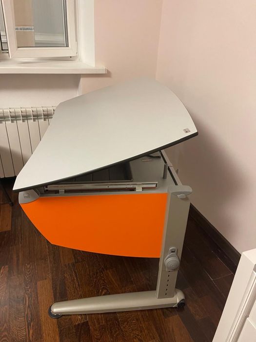 Детский стол