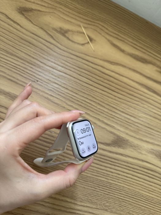 Продается Apple Watch 8
