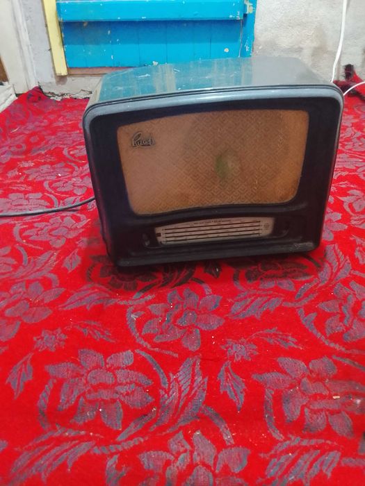 Старо антикварно радио