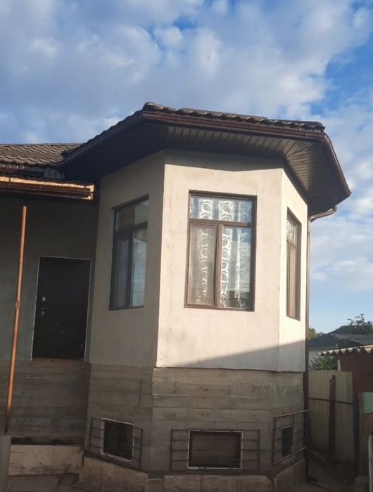 Дом на продажу новый .