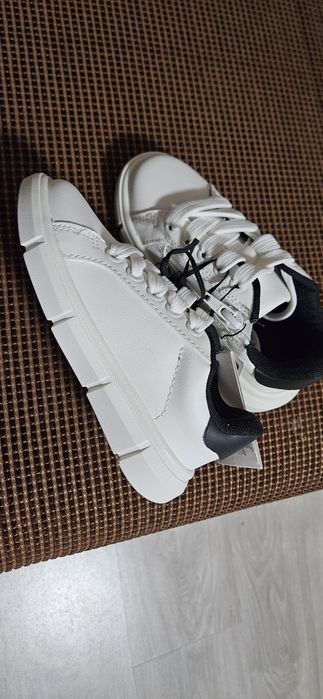 Adidasi unisex Zara 27