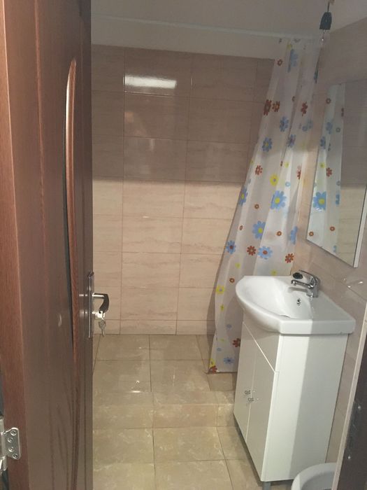 Garsonieră de închiriat